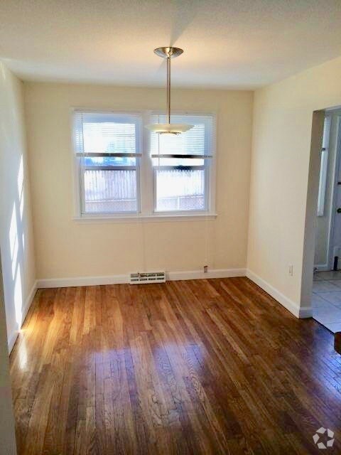 Building Photo - 35 Higgins St Unit 1 Rental
