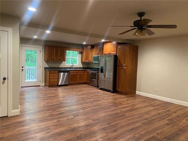 Photo - 116 River Flow Dr