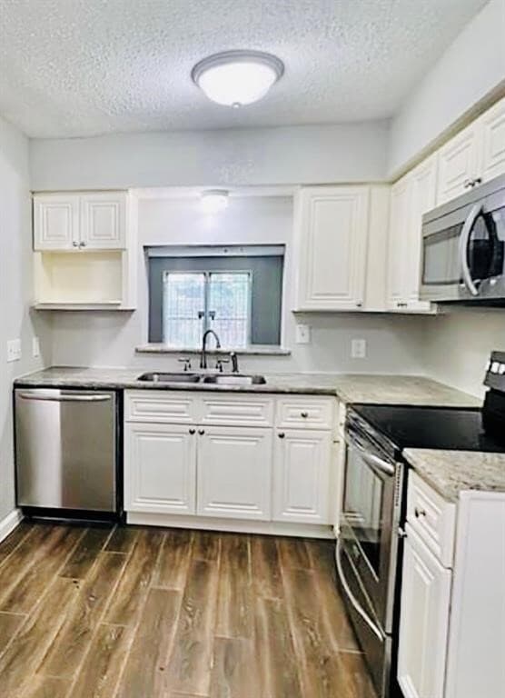 Photo - 2112 Greenbriar Colony Dr