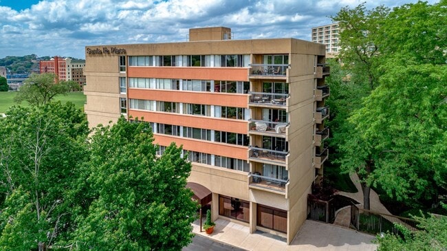 Photo - 2525 Main St Unidad #704
