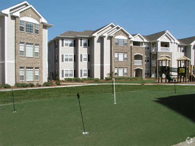 Puller Place Apartments