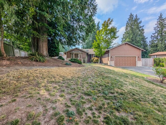 Building Photo - Move-in Ready 3 bed, 2 bath rambler w/ 2 c... Rental