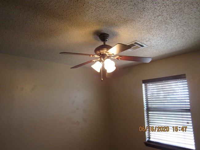 Photo - 2809 NW 46th St Unit 2809 NW 46th Street Apt A