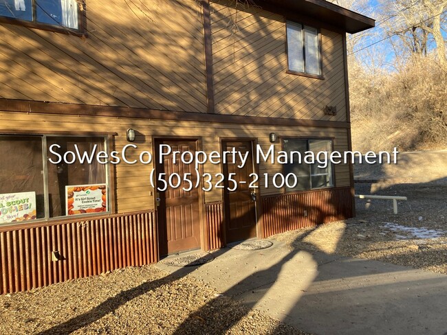 Photo - 2 Bedroom 1.5 Bath Townhome with Laundry Hookups