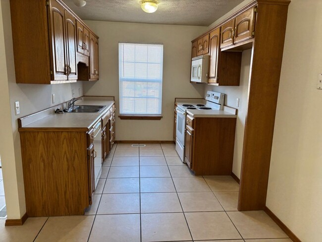 Photo - Two bedroom, 2 bath, 2 car garage duplex i...
