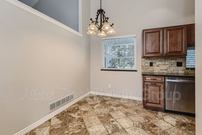 Photo - 2926 S Revere St