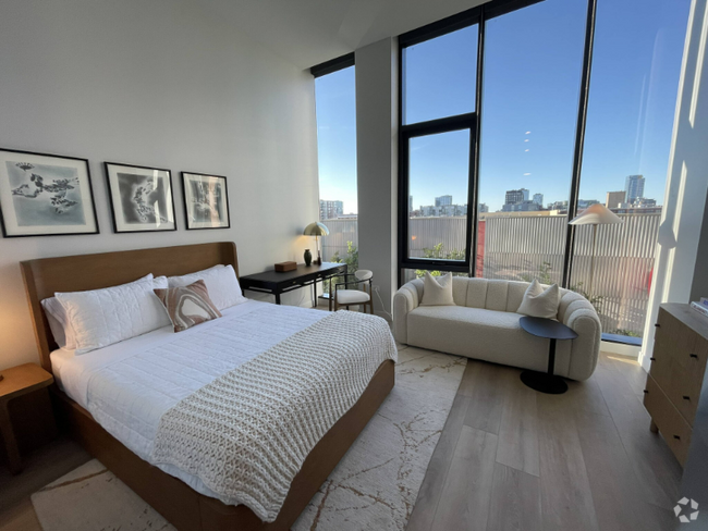 Building Photo - 1106 W Van Buren St Rental