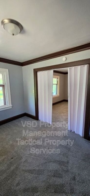 Photo - 4024 E 143rd St Unidad Up