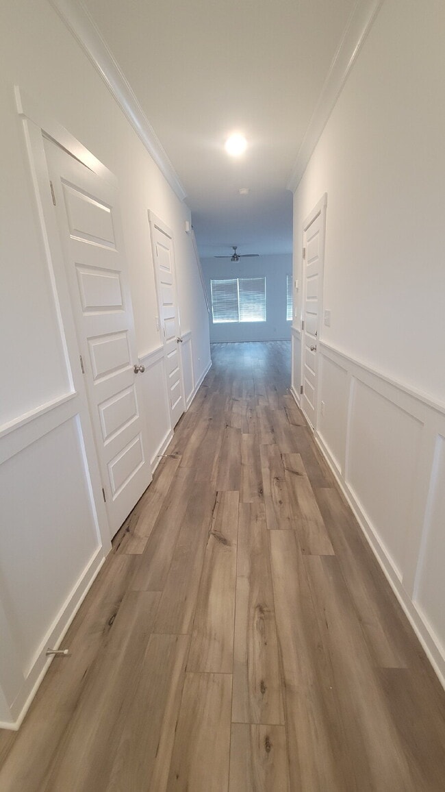 Photo - 7589 Discovery Pt Dr NW