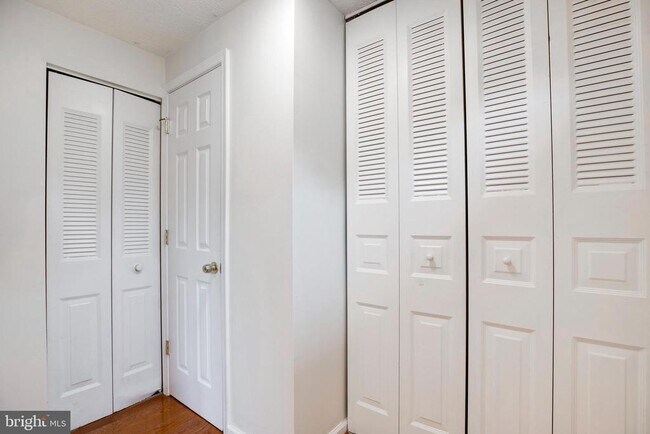 Photo - 1604 Barnstead Dr