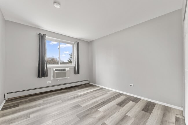 Photo - 1500 Robin Cir