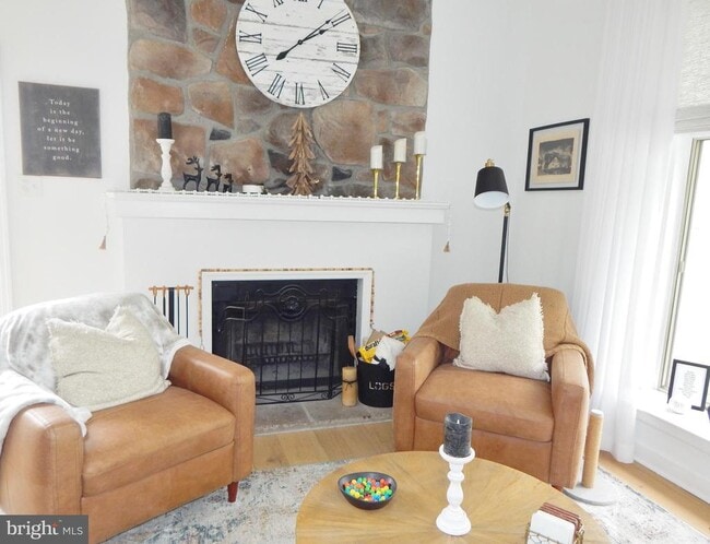 Photo - 339 Green Meadow Ln
