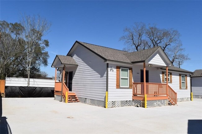 Photo - 6207 Conley St