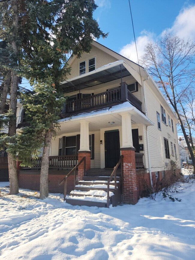 Photo - 1736-1738 Coit RD Unit Second Floor