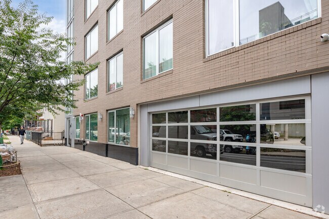 Photo - Bergen House