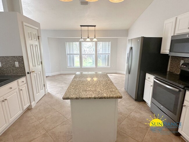 Photo - Gorgeous 3 Bedroom Home in Navarre