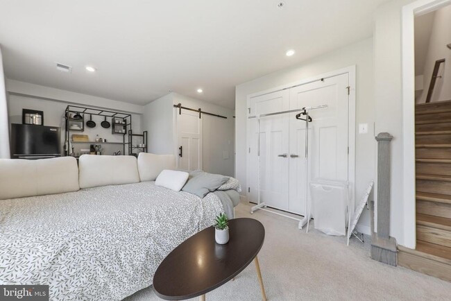 Photo - 7234 Bodkin Wy