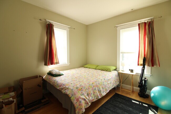 Photo - 7 Ashland St Unit 2