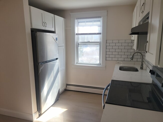 Photo - 298 Washington St Unit 298 Washington St