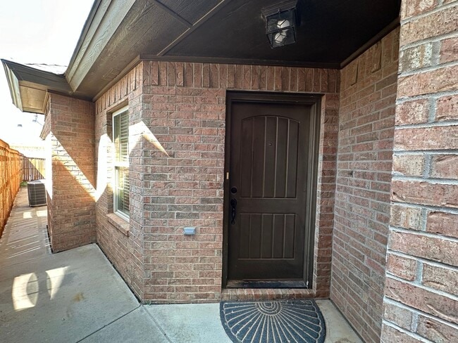 Photo - 4422 105th St Unit B