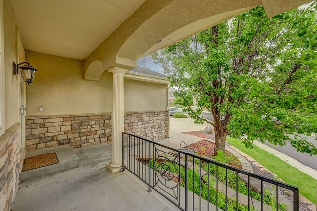 Photo - 5 bedroom, 4 1/2 bath, with 3 car garage in Cherry Creek School District
