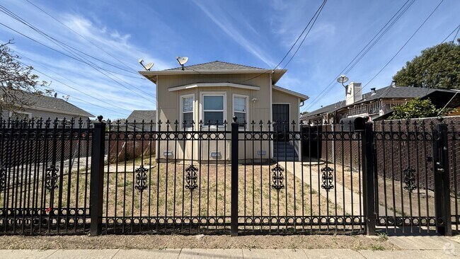 Building Photo - F01335 Unit TA Rental