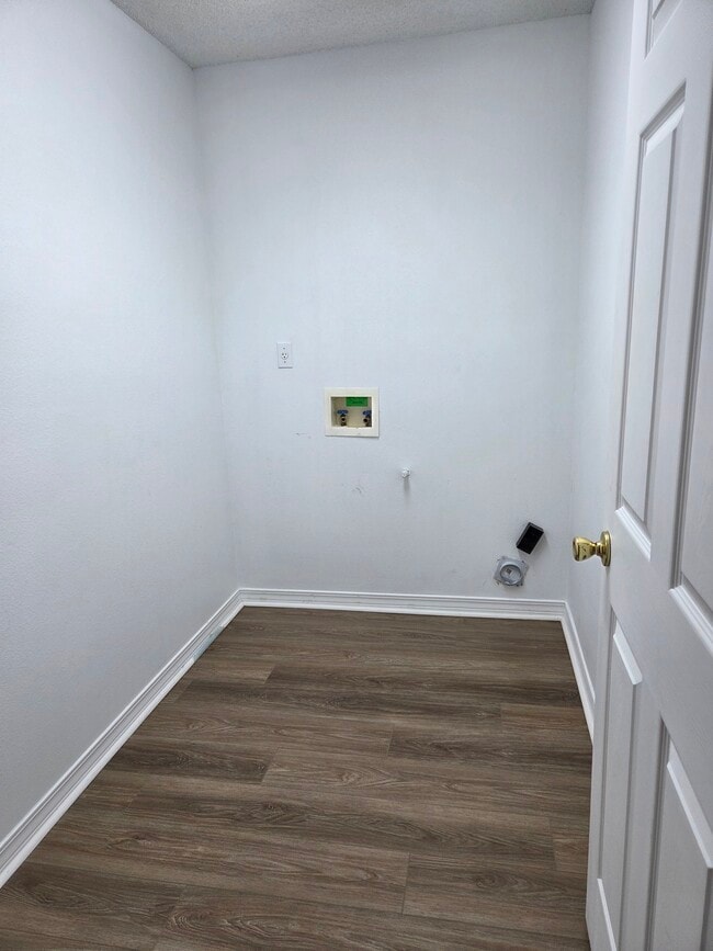 Photo - 1953 Gulf Bay Ln