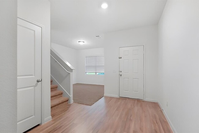 Photo - 19316 Berringer Dr