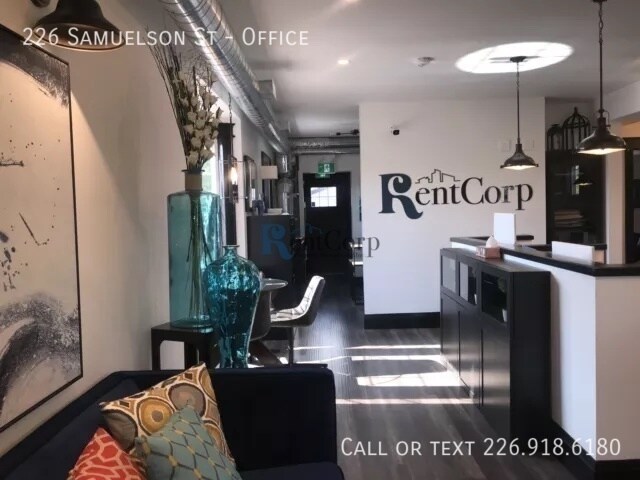 Photo - 226 Samuelson St Unit Office