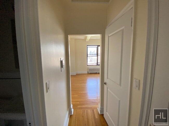 SECOND AVENUE - SECOND AVENUE Apartment Unit 10G