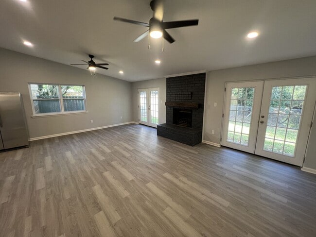 Photo - Beautifully Renovated 3BR Home in a Quiet Baton Rouge Neighborhood