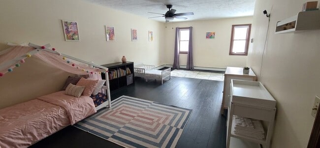 3 Echo Ave