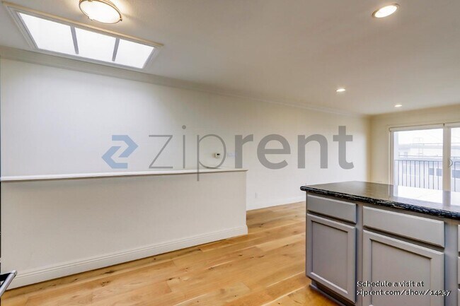 Photo - 18 Perego Terrace