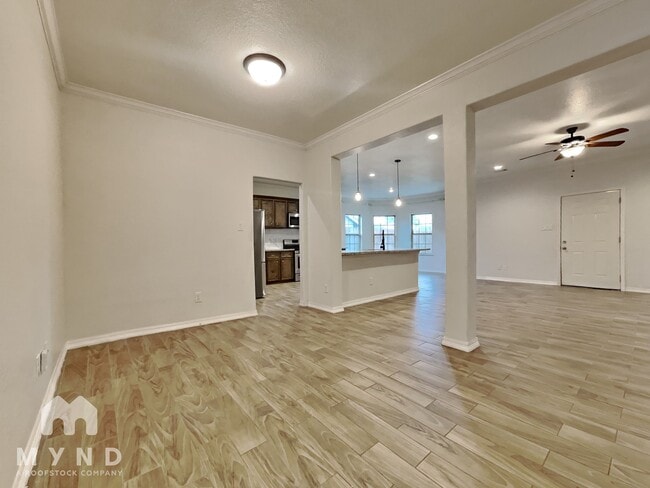 Photo - 3638 Lydia St