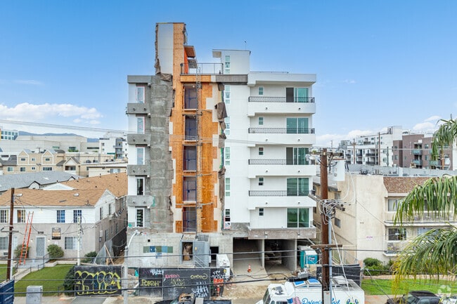 Photo - 5110 Bakman Ave