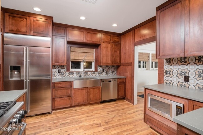 Photo - 1006 E McKinley St