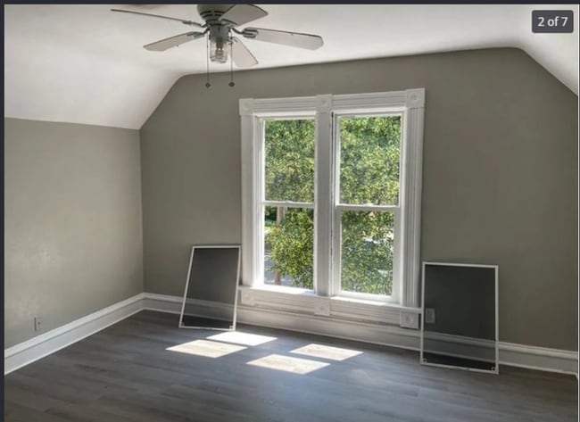 Photo - 1328 Evelyn St Unit 2