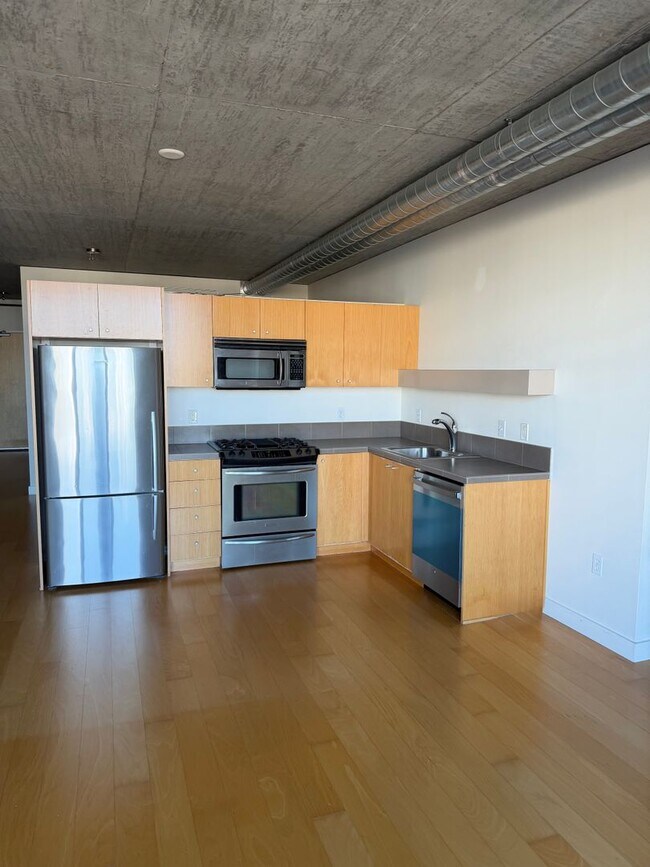 Photo - The Civic - 9th floor east facing studio w/parking/ most utilities/concierge/views Unit CIV903