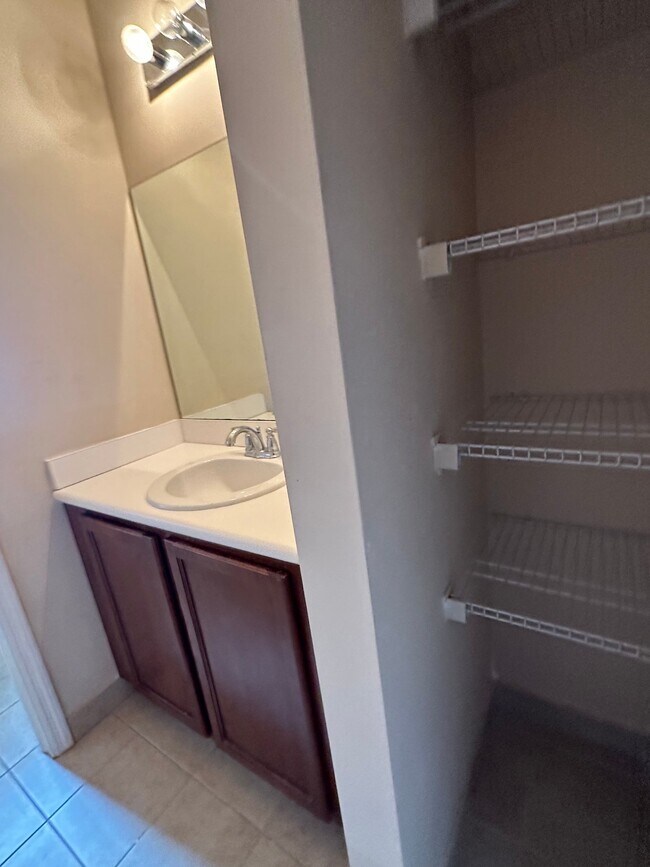 Photo - 3530 NW 29th Ct