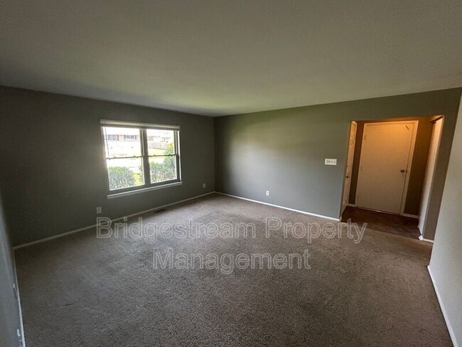 Photo - 1912 High Knoll Dr