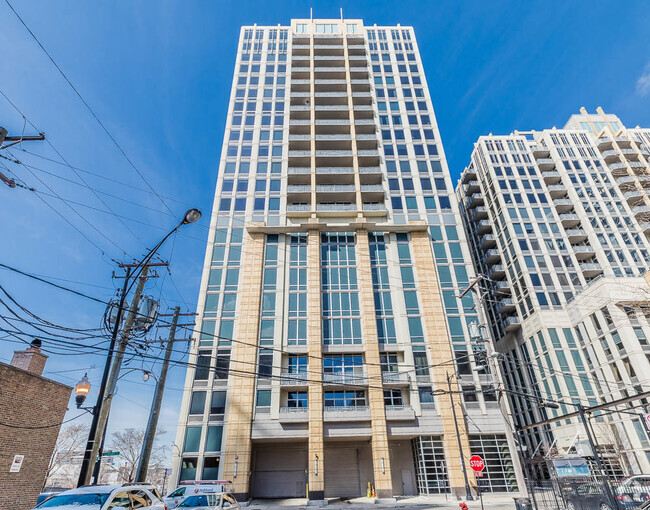 Building Photo - 700 N Larrabee St Unit 1303 Rental