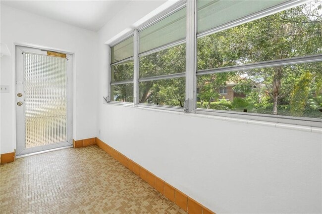 Photo - 356 14th Ave NE