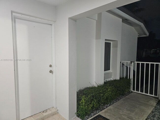 Building Photo - 14847 SW 110th Terrace Unit B
