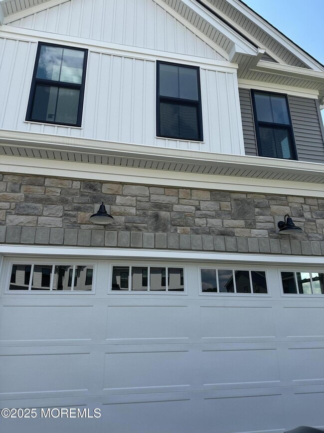 Photo - 95 Mustang Dr Townhome
