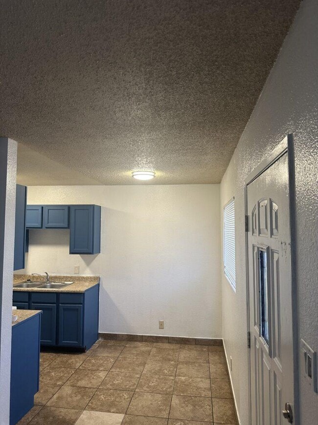 Photo - 2321 Ellis St Unit 3