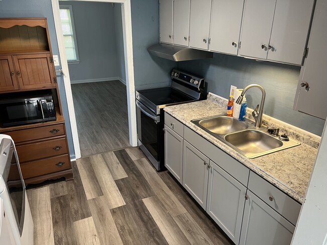 Photo - 1013 W Chase St Casa