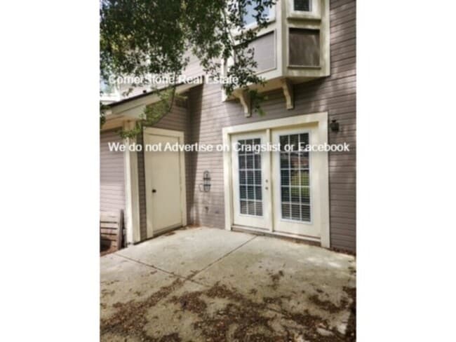 Photo - 726 Victorian Pl