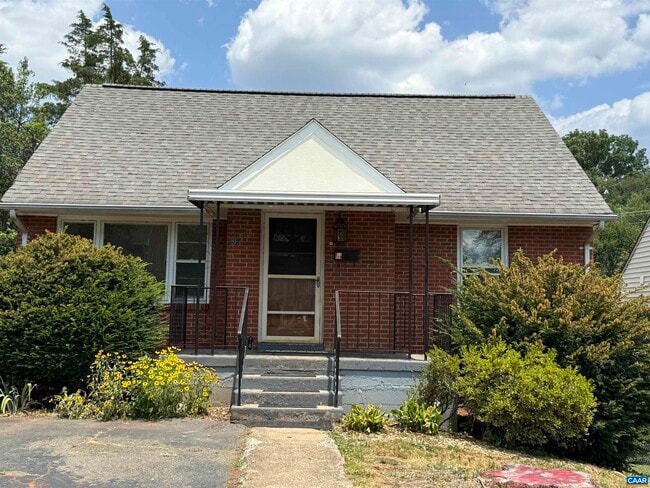 Building Photo - 913 Druid Ave