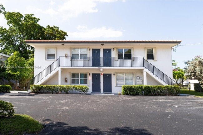 Building Photo - 7901 NW 44th Ct Unit 1-4 Rental