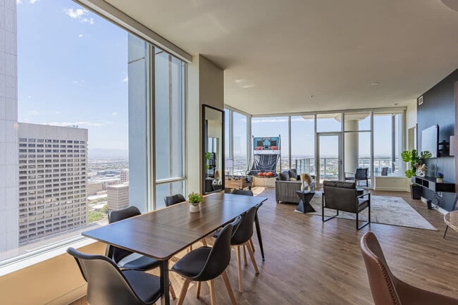 Photo - 44 W Monroe St Unidad ID1263180P